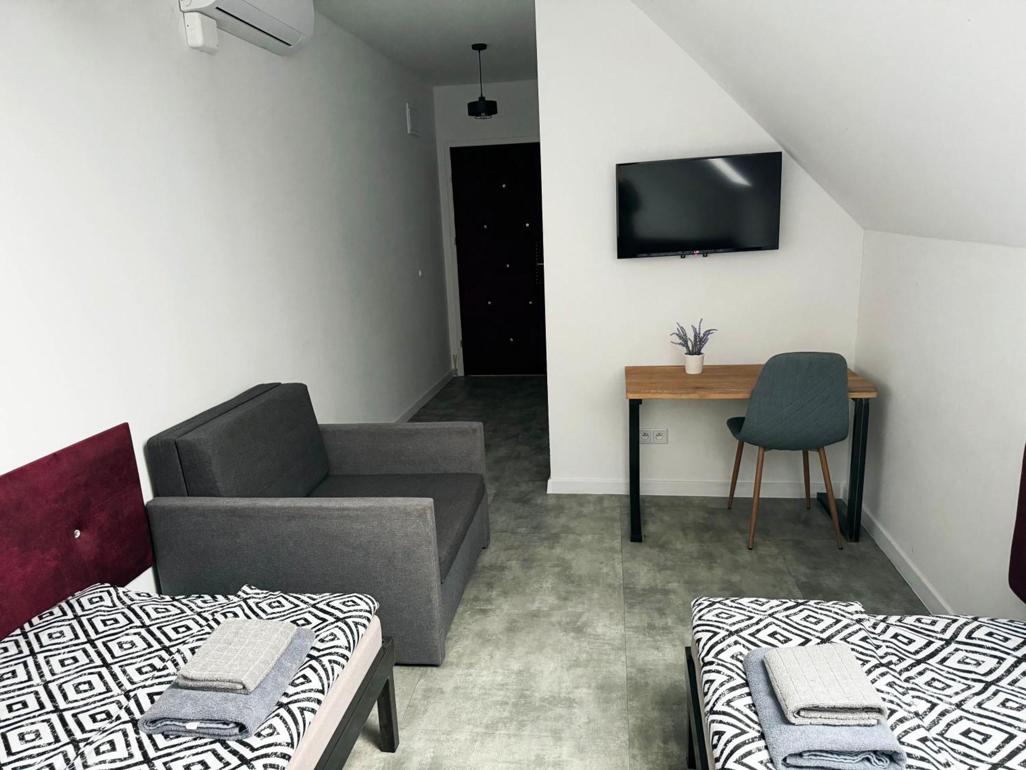 Pokoje Pod Palacem Koszecin Esterno foto