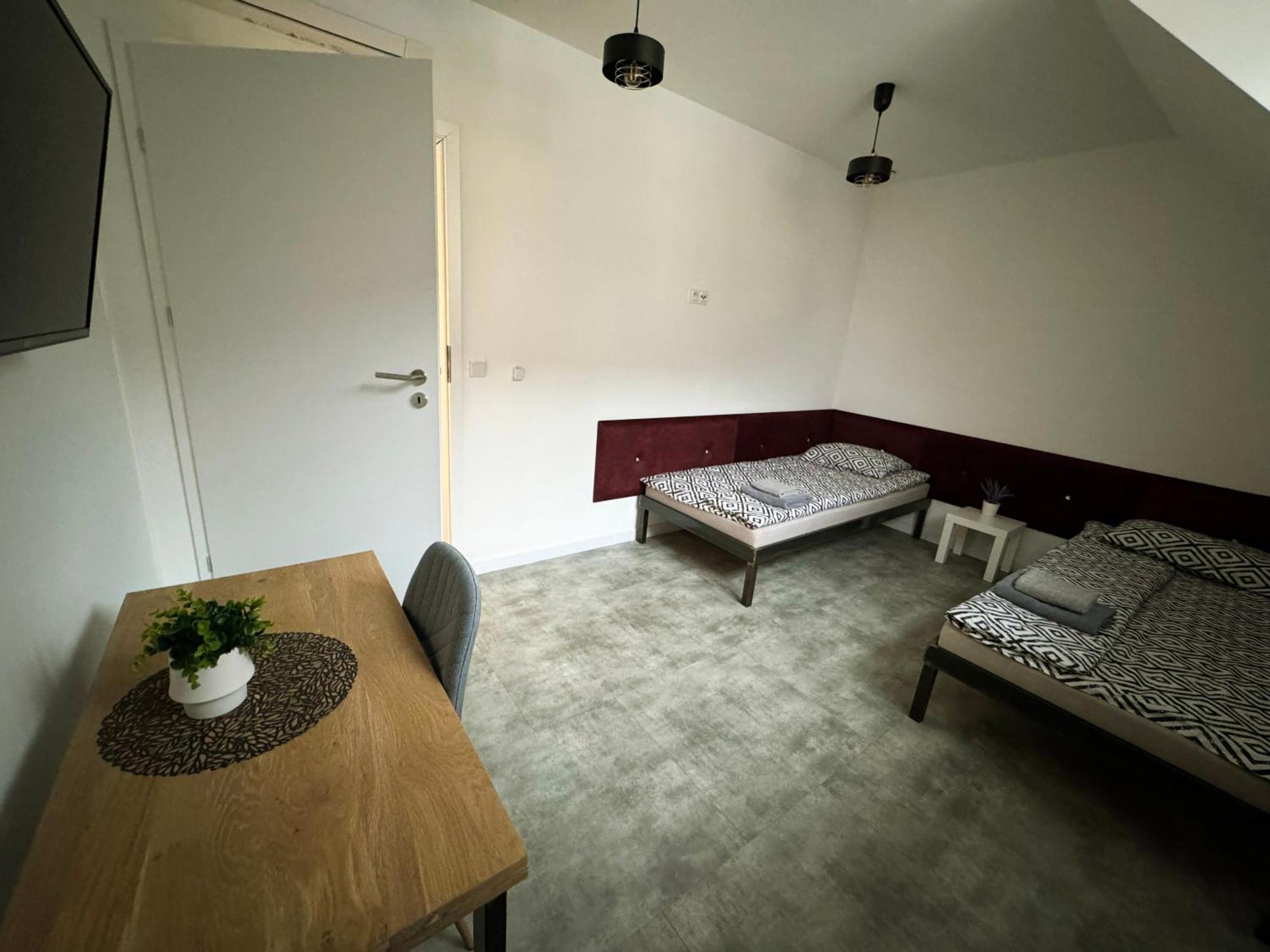 Pokoje Pod Palacem Koszecin Esterno foto
