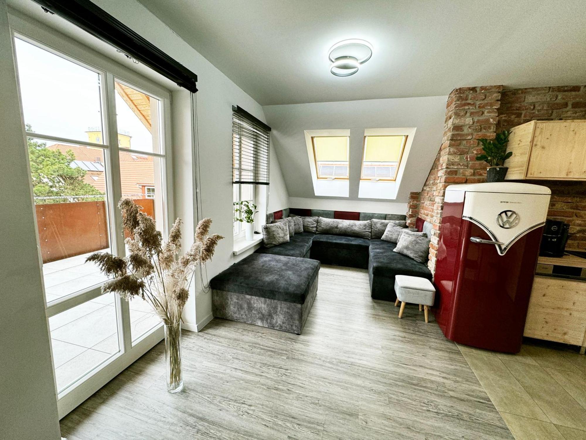 Pokoje Pod Palacem Koszecin Esterno foto