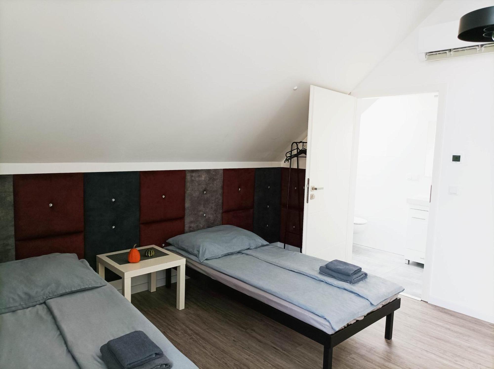 Pokoje Pod Palacem Koszecin Esterno foto